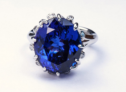 Platinum Summer Meadow ring with 16.20ct tanzanite