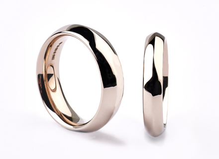 Wedding rings with ridge detail in 18ct Fairtrade white gold 